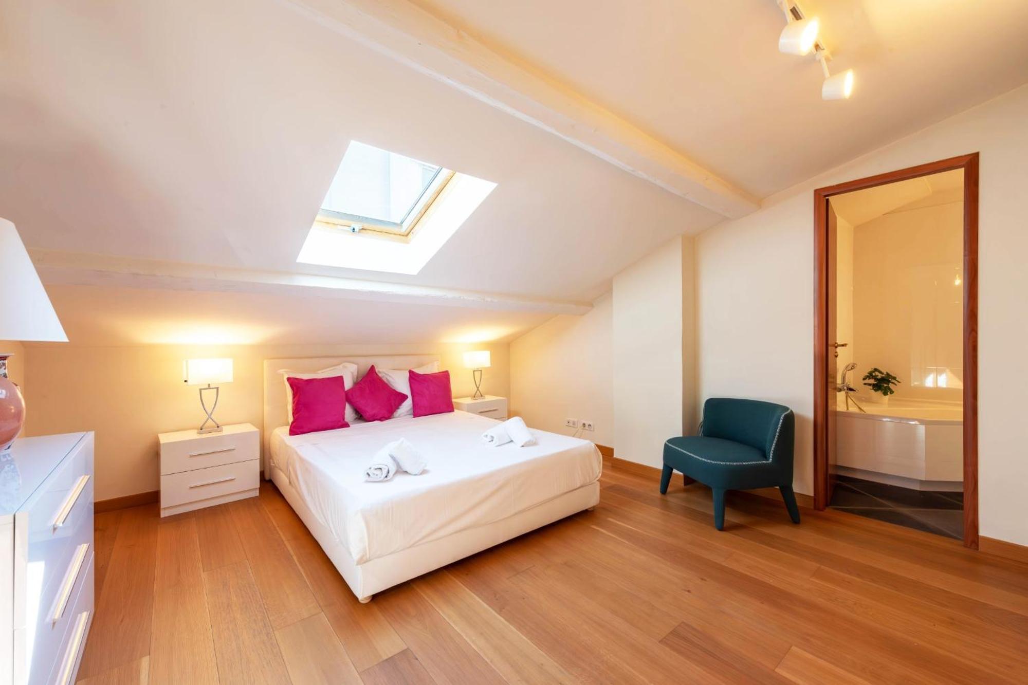 Exquisite 2-br 3 Minutes From La Croisette *